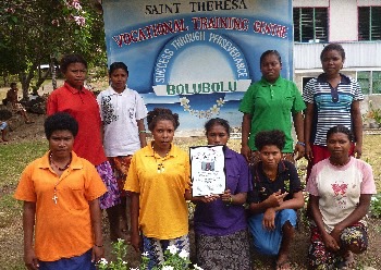 Helping PNG schools with books and equipment